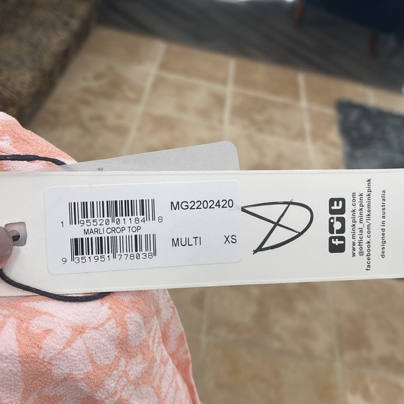 Minkpink Marli Crop. NWT Size XS - Picture 7 of 7